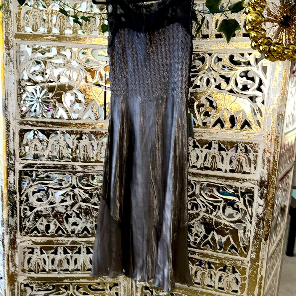 Komarov 2 piece NWT silver/grey midi both jacket and dress
